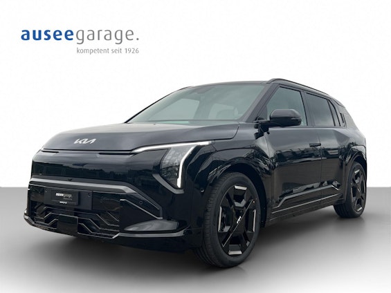 First vehicle image First vehicle image