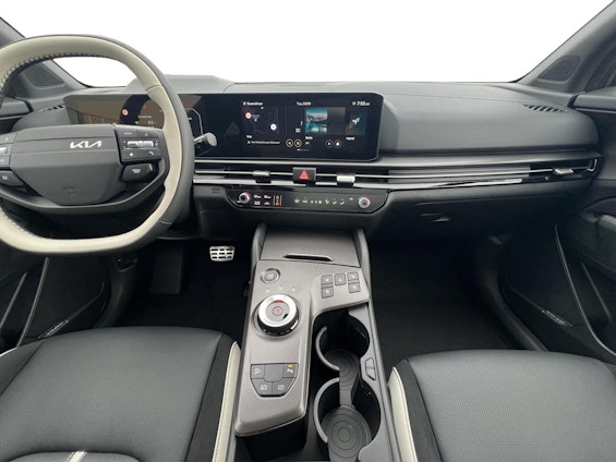 Vehicle image 7 Vehicle image 7