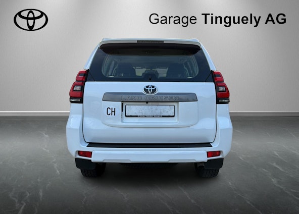 Vehicle image 3 Vehicle image 3