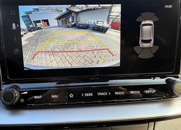 Vehicle image 4 Vehicle image 4