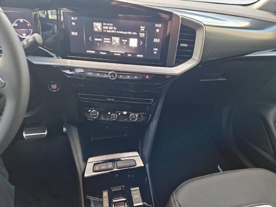 Vehicle image 12 Vehicle image 12