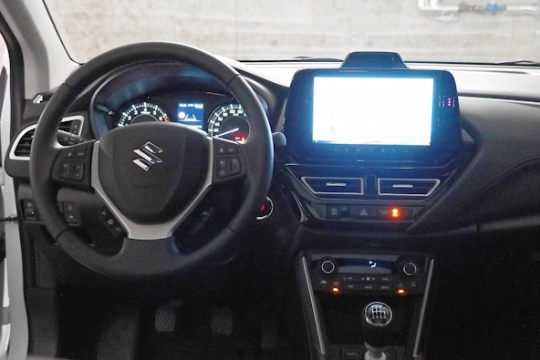 Vehicle image 4 Vehicle image 4