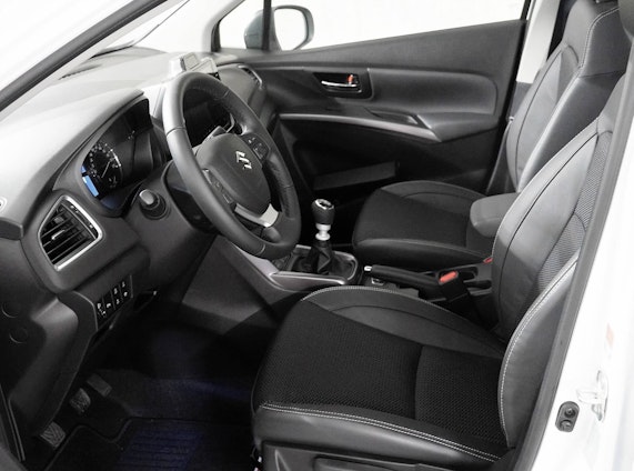 Vehicle image 2 Vehicle image 2