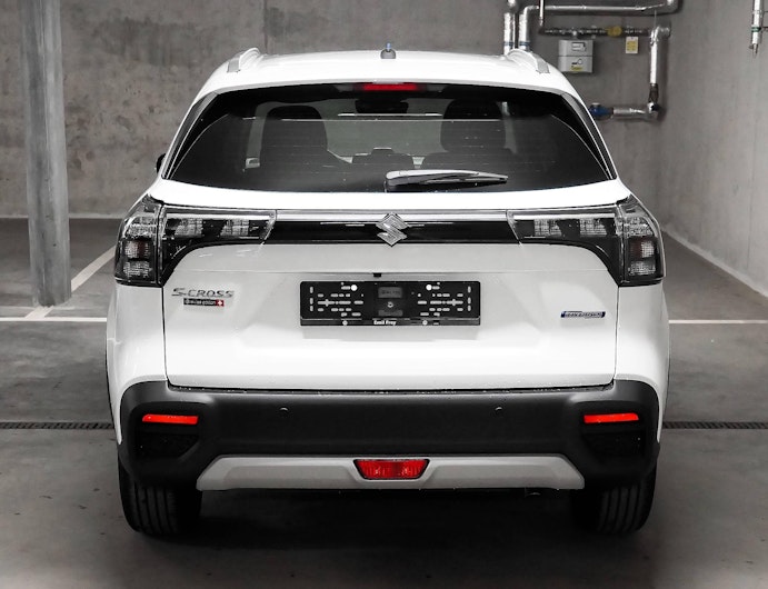 Vehicle image SUZUKI S-CROSS