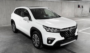 Vehicle image SUZUKI S-Cross 1.4 T Compact Top Hybrid 4x4