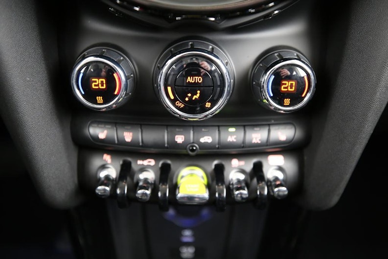 Vehicle image MINI MINI