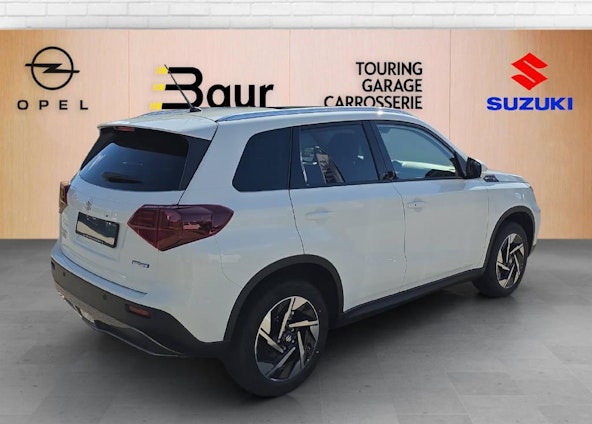 Vehicle image 4 Vehicle image 4