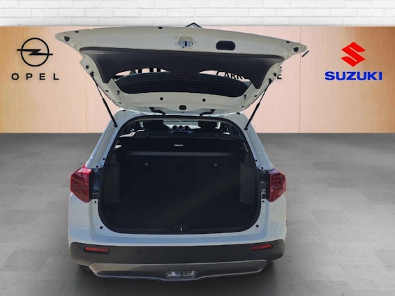 Vehicle image 15 Vehicle image 15