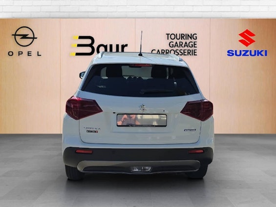 Vehicle image 3 Vehicle image 3