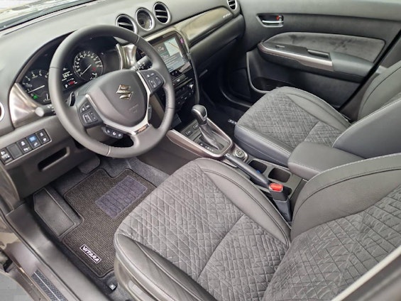 Vehicle image 7 Vehicle image 7