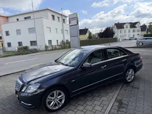 Mercedes-Benz E 300 V6 BlueEF 4matic