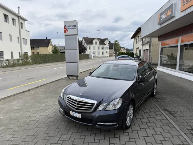 Mercedes-Benz E 300 V6 BlueEF 4matic