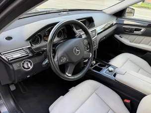 Mercedes-Benz E 300 V6 BlueEF 4matic