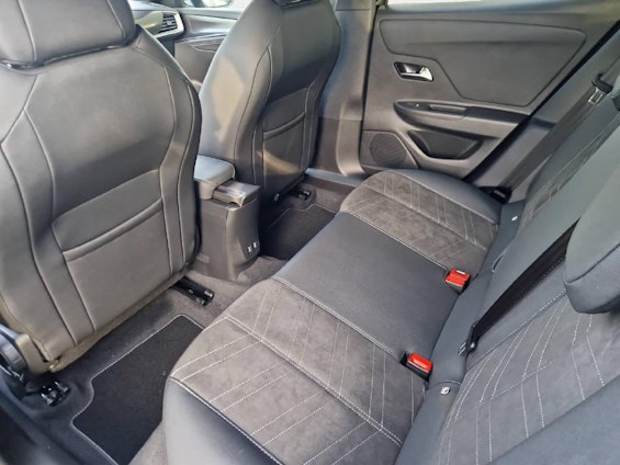 Vehicle image 11 Vehicle image 11