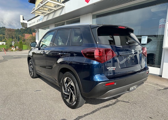 Vehicle image 5 Vehicle image 5