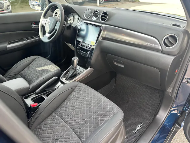 Suzuki Vitara 1.4 T Compact Top Hybrid 4x4