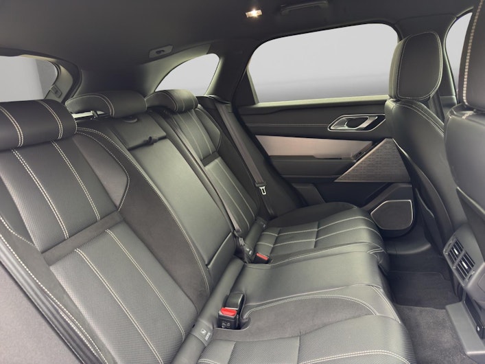 Vehicle image LAND ROVER RANGE ROVER VELAR