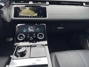 Land Rover Range Rover Velar 2.0 P300 R-Dynamic SE mit Luftfederung / ab MFK