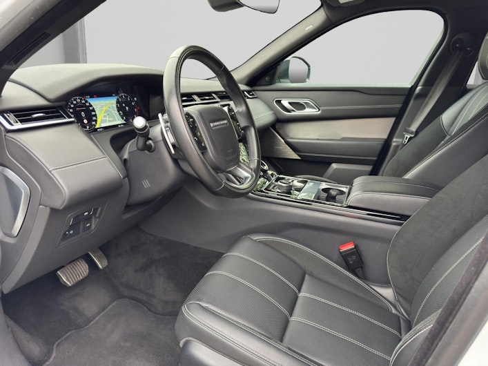 Vehicle image LAND ROVER RANGE ROVER VELAR