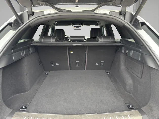 Land Rover Range Rover Velar 2.0 P300 R-Dynamic SE mit Luftfederung / ab MFK