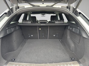 Vehicle image LAND ROVER Range Rover Velar 2.0 T 300 R-Dynamic SE