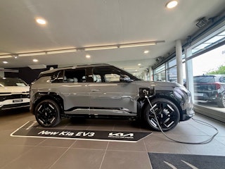 Vehicle image KIA EV3 0 Vehicle image KIA EV3 0