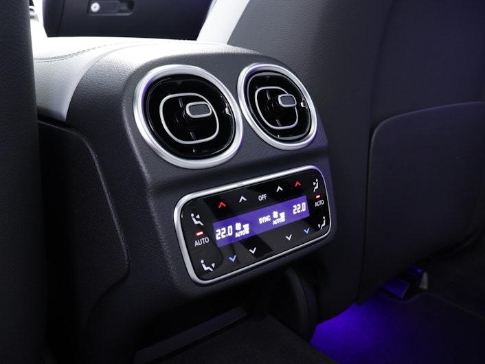 Vehicle image MERCEDES-BENZ C 220