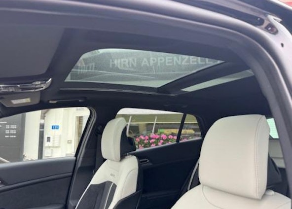 Vehicle image 5 Vehicle image 5