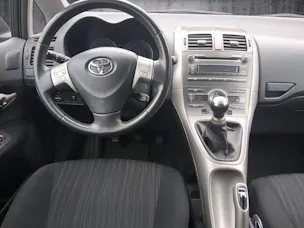 Toyota Auris 1.6 VMa Linea Sol