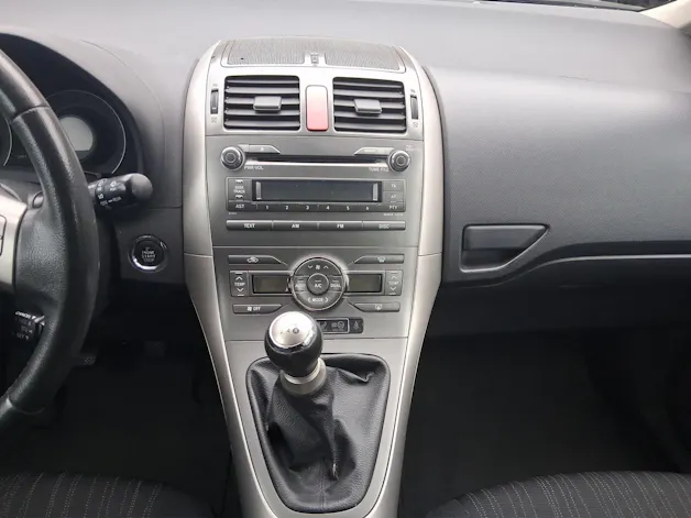 Toyota Auris 1.6 VMa Linea Sol