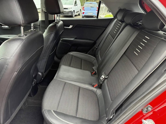 Vehicle image 10 Vehicle image 10