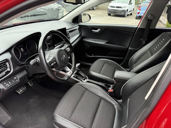 Vehicle image 8 Vehicle image 8