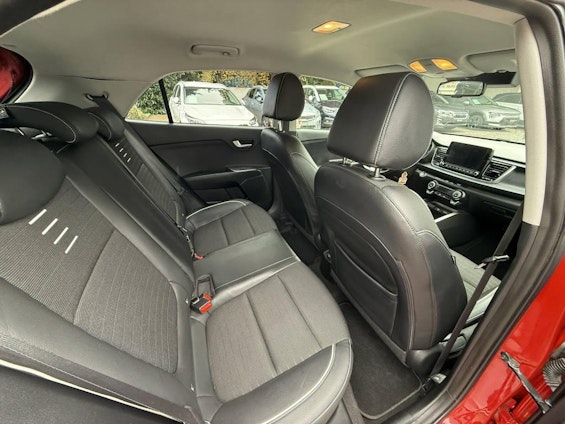 Vehicle image 11 Vehicle image 11