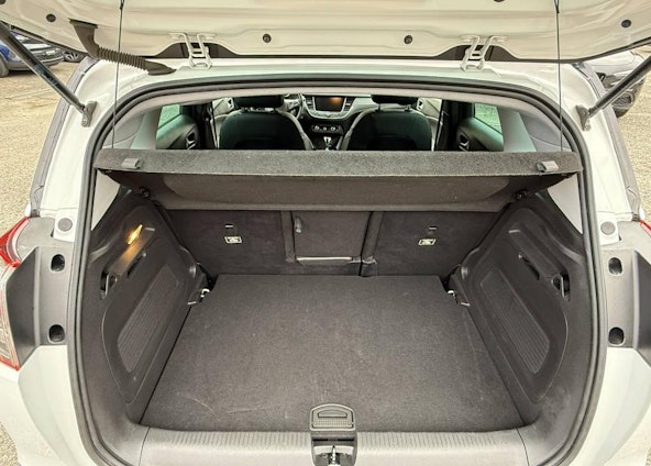 Vehicle image 15 Vehicle image 15