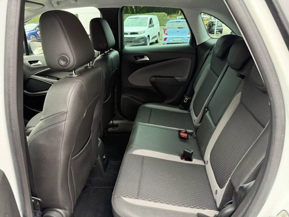 Vehicle image 10 Vehicle image 10