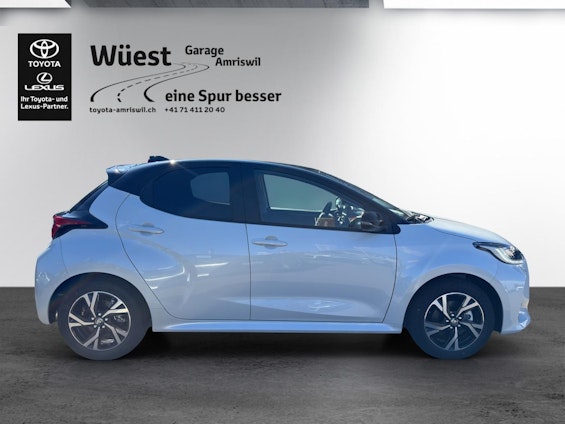 Vehicle image 5 Vehicle image 5