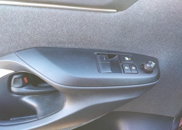 Vehicle image 4 Vehicle image 4