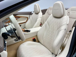 immagine del veicolo ASTON MARTIN DB12 Volante 4.0 V8 Bi-Turbo