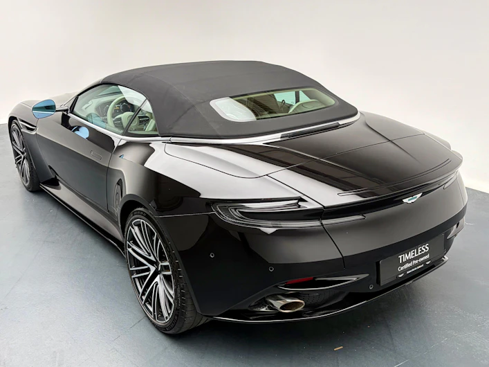 immagine del veicolo ASTON MARTIN DB12