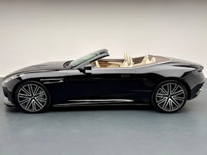 immagine del veicolo ASTON MARTIN DB12 Volante 4.0 V8 Bi-Turbo