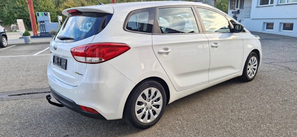 Vehicle image 13 Vehicle image 13