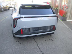 Kia EV4 81 kWh Earth+
