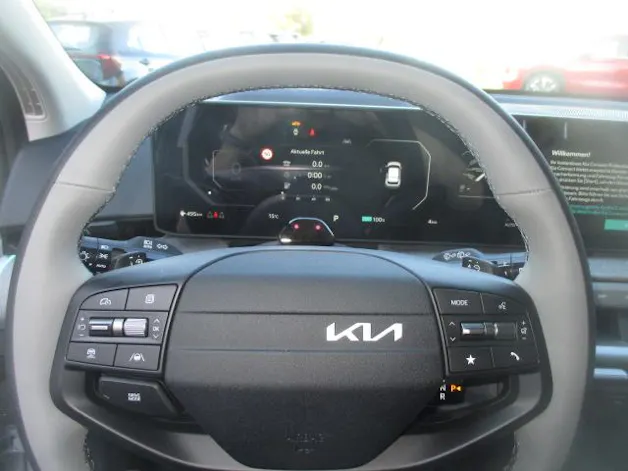 Kia EV4 81 kWh Earth+