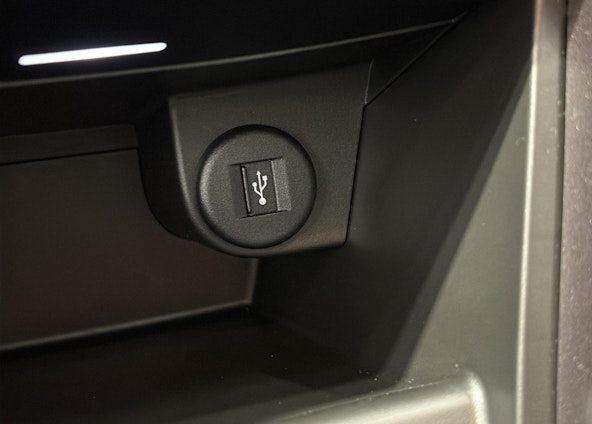 Vehicle image 19 Vehicle image 19