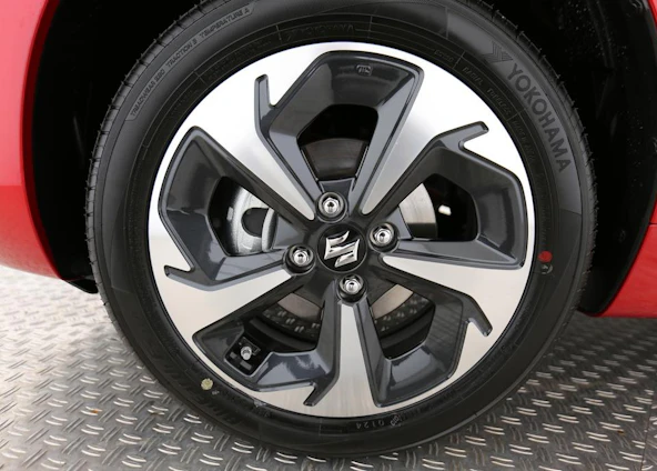 immagine del veicolo 5 immagine del veicolo 5