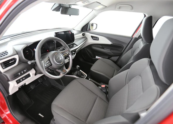 immagine del veicolo 3 immagine del veicolo 3