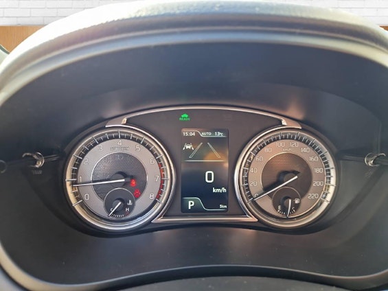 Vehicle image 9 Vehicle image 9