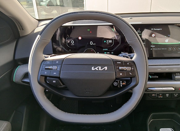 Vehicle image 6 Vehicle image 6