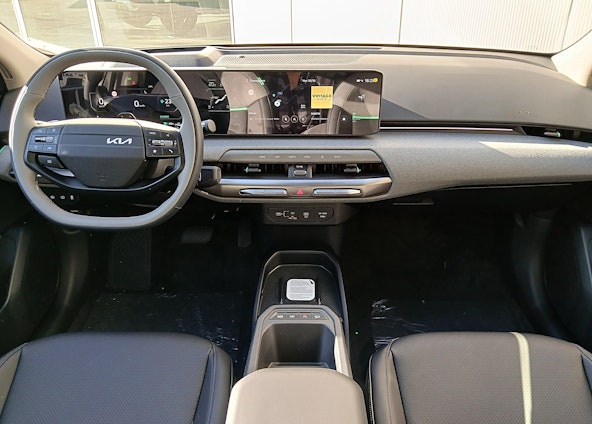 Vehicle image 5 Vehicle image 5