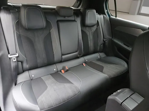 Peugeot 308 Plug-in Hybrid 195 e-DCS7 GT